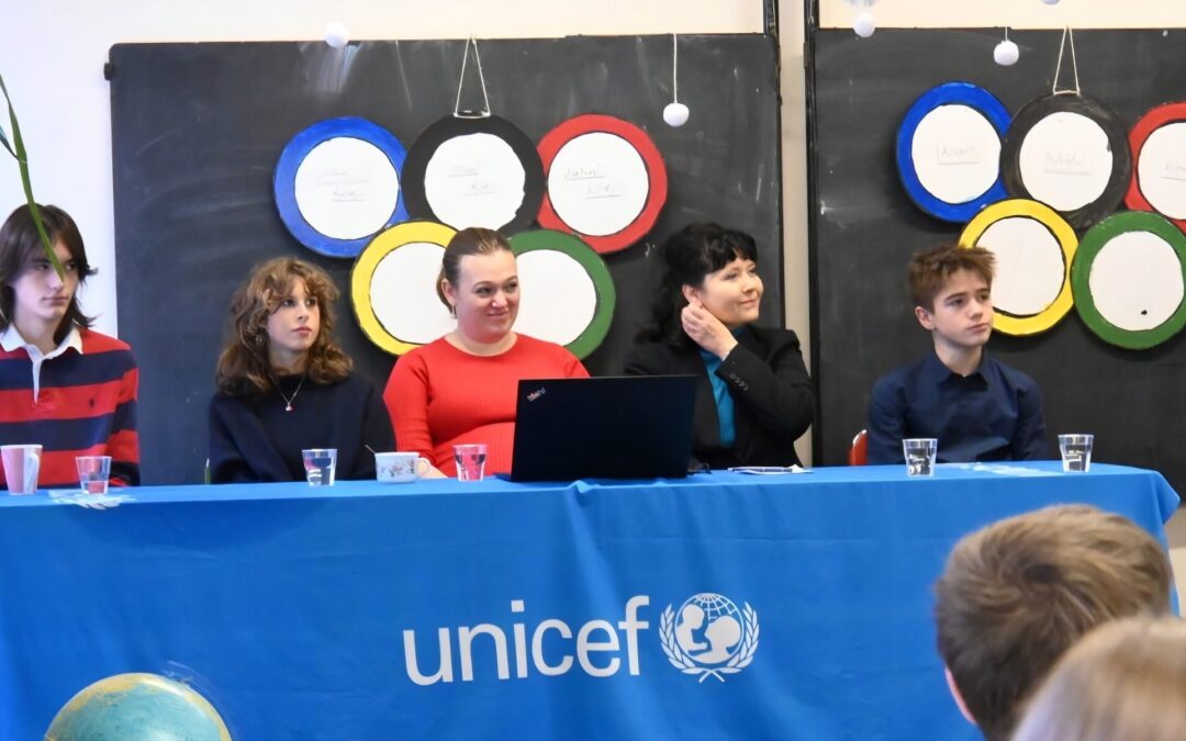 Mladé hlasy 2024: Děti si přejí Česko bez válek a násilí. Doma by uvítaly méně hádek