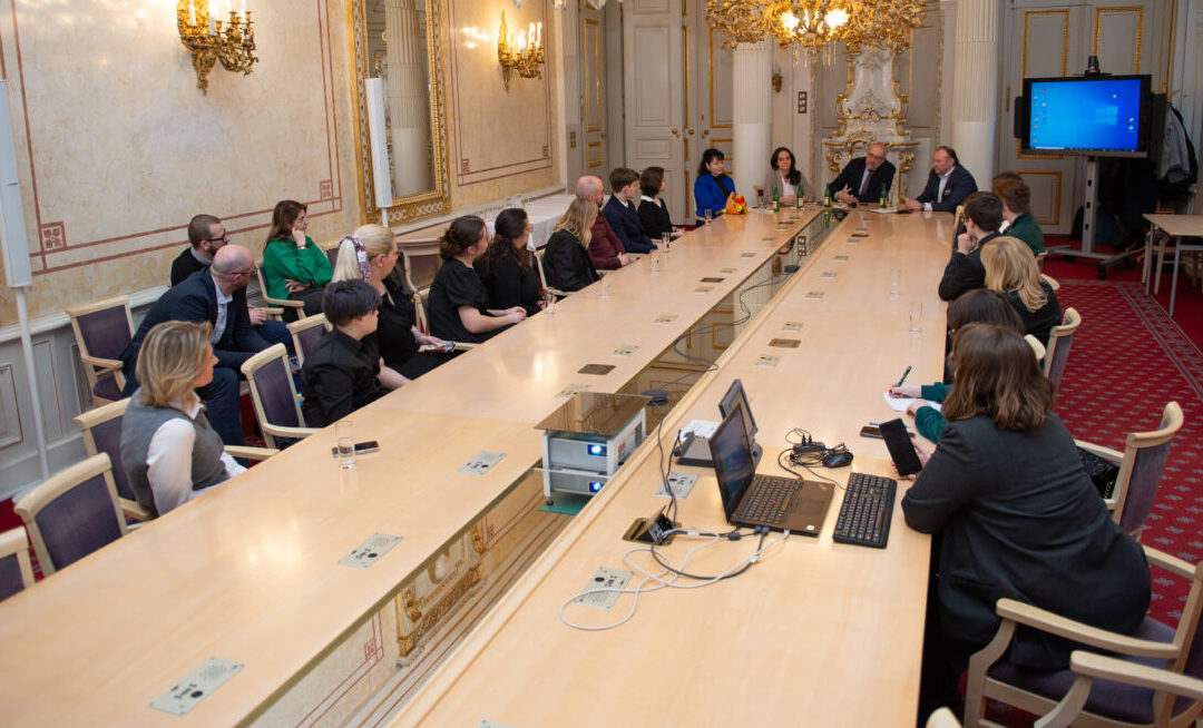 Jak vidí mladí lidé vzdělávání v Česku? Ministr školství diskutoval s finalisty ankety Dítě Česka