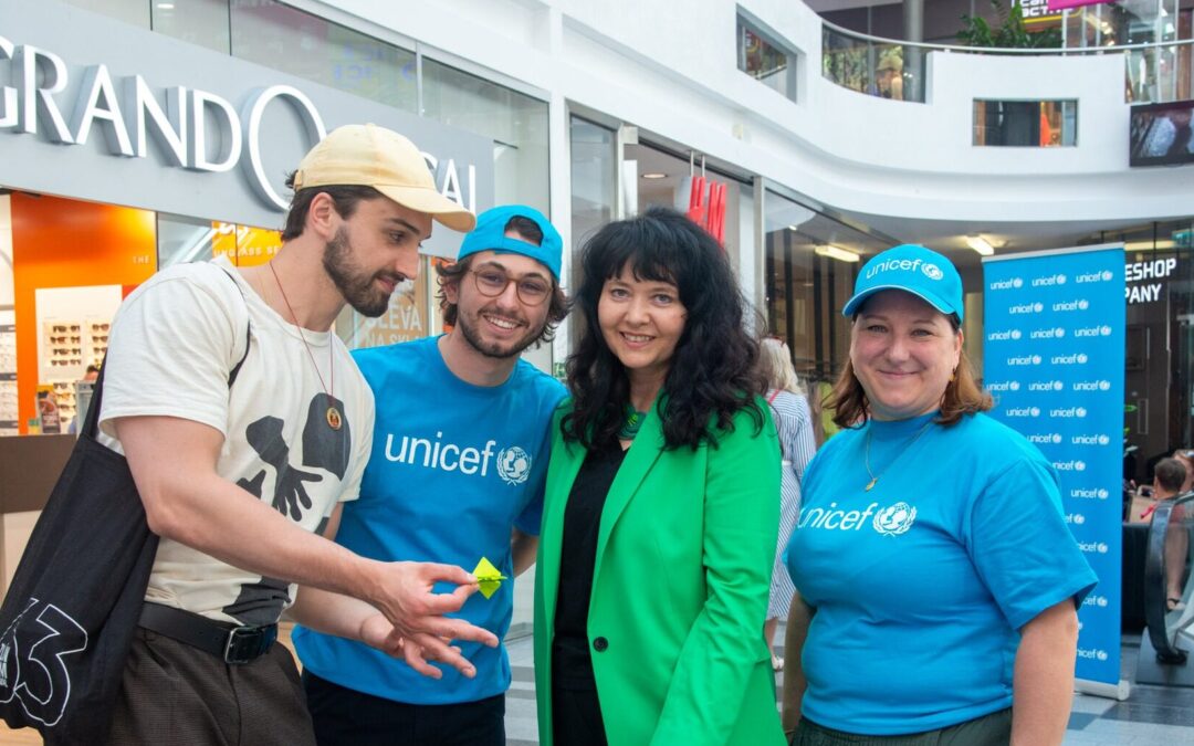 Děkujeme za 1000 origami jeřábů pro UNICEF!