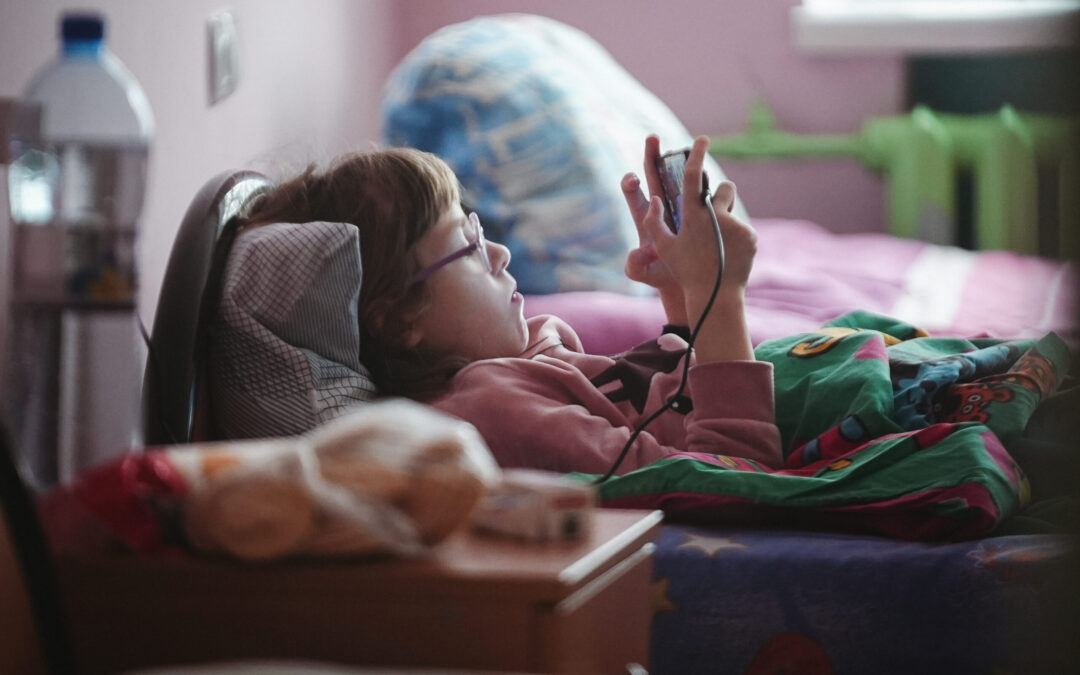 Téměř polovina mladých Čechů zažila online obtěžování